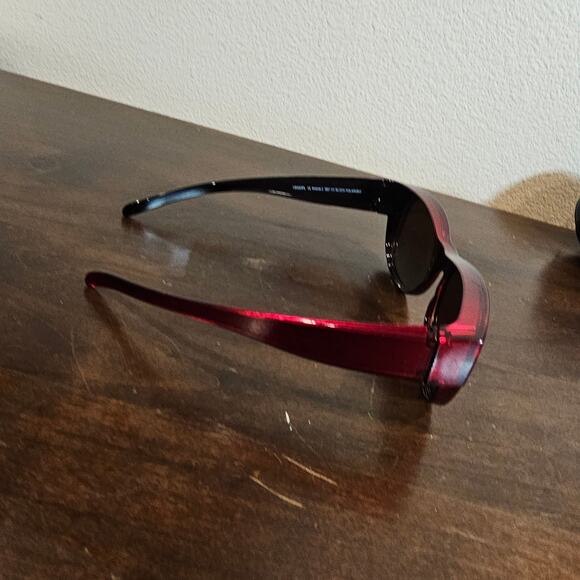NWOT Fitofar Sunglasses Fit Over Glasses - Picture 5 of 5